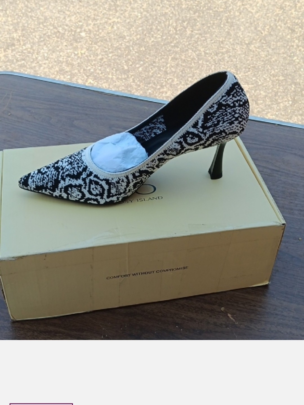 Black and White Patterned Pointed Toe Heels - Women's